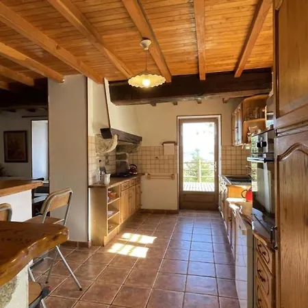 Maison Rustique Avec Cheminee, Jardin Et Animaux Admis A - Fr-1-489-184