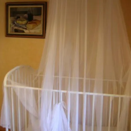 Maison Rustique Avec Cheminee, Jardin Et Animaux Admis A - Fr-1-489-184 Prázdninový dům Laprugne